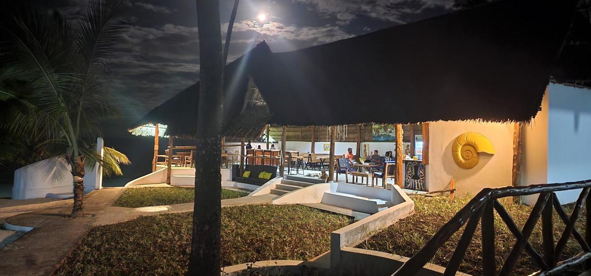 Nautilus Boutique Hotel อูโร ภายนอก รูปภาพ